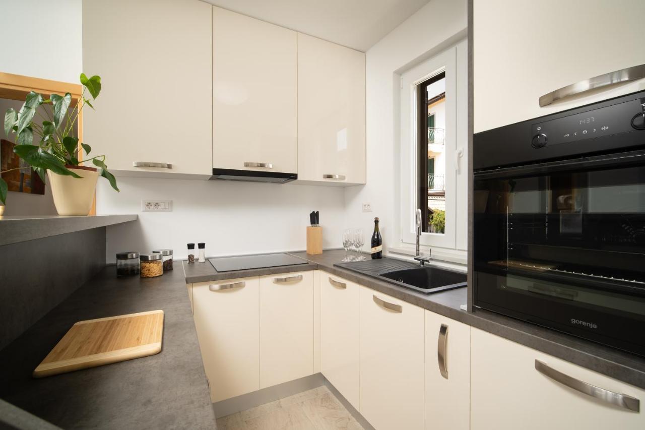 Seafront 2-Bedroom Apartment Nika - Rabac Zewnętrze zdjęcie
