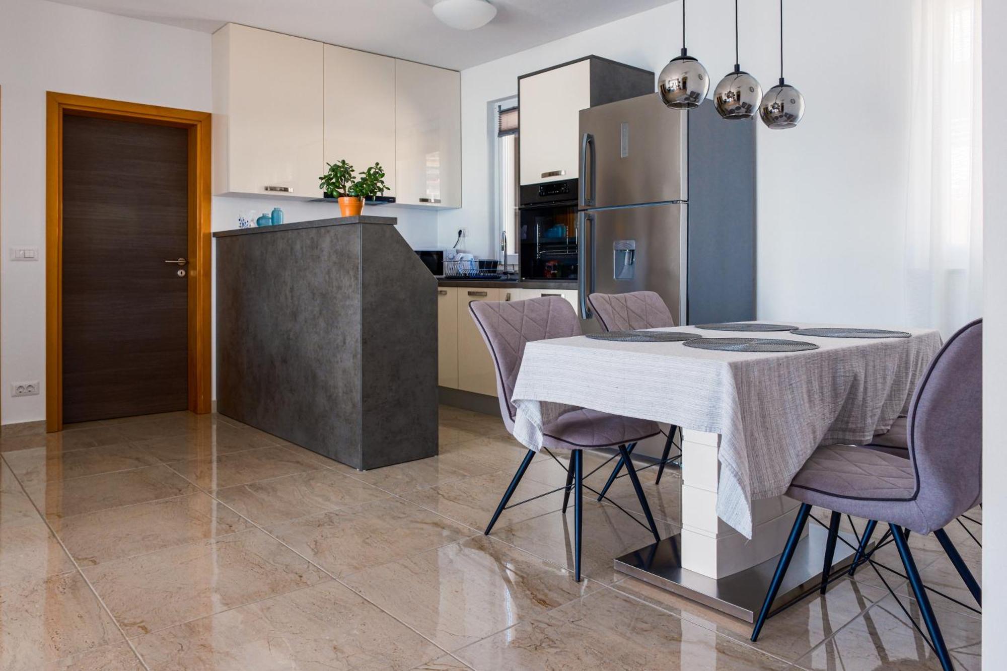 Seafront 2-Bedroom Apartment Nika - Rabac Zewnętrze zdjęcie
